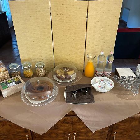 La Fattoria Di Carlotta Villa Maenza Luaran gambar